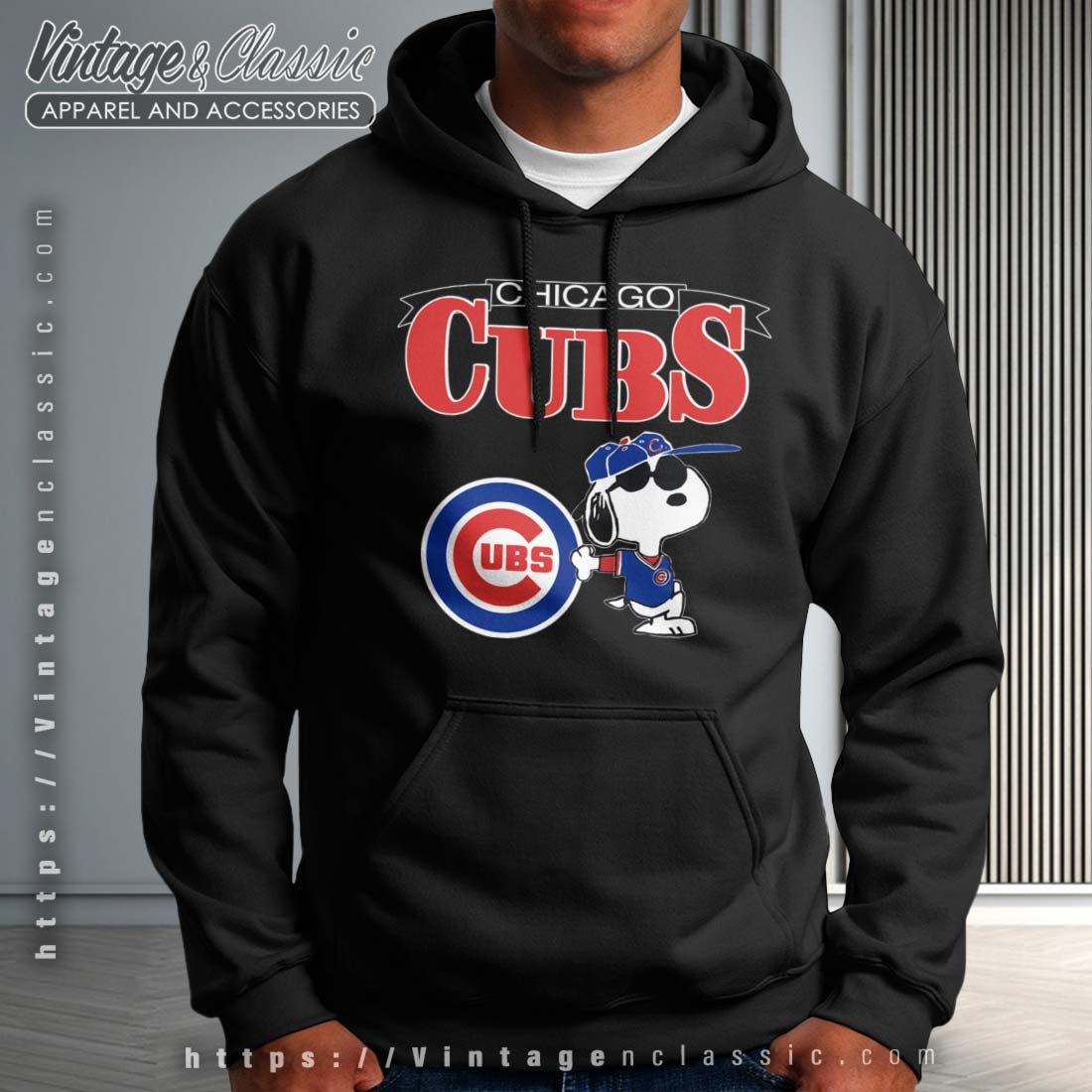 Official Snoopy And Charlie Brown Play Baseball Chicago Cubs Logo