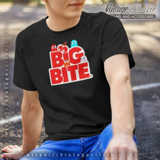 7 Eleven Pac Man Big Bite Yum Yum Shirt