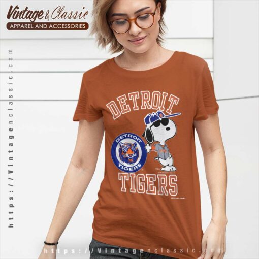 Snoopy Detroit Tigers 80s Baseball Shirt