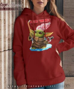 Baby Yoda Hug Boston Red Sox Star War Shirt Hoodie