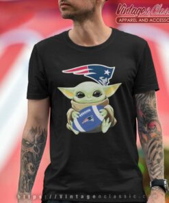 Baby Yoda Hugs New England Patriots Star Wars T Shirt