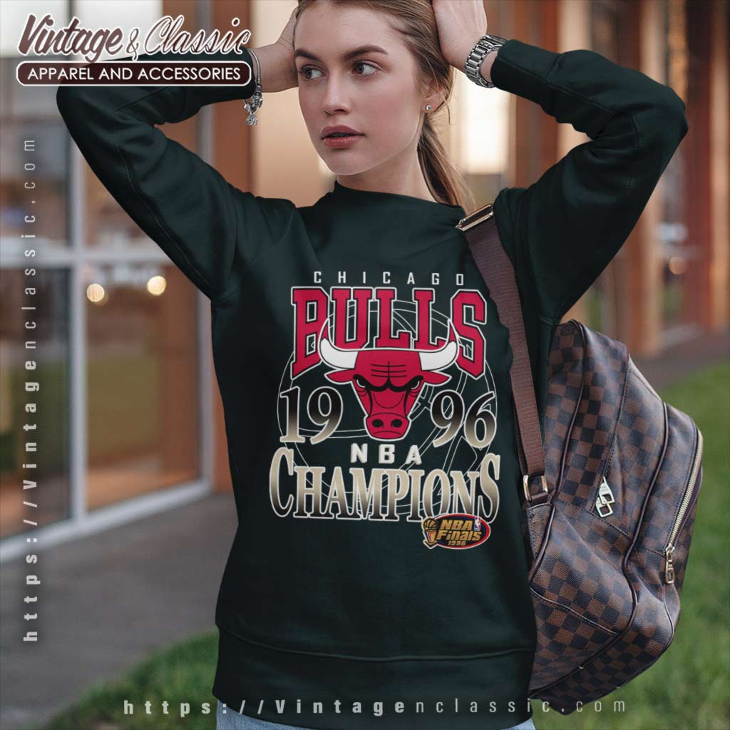 chicago bulls champion sweatshirt