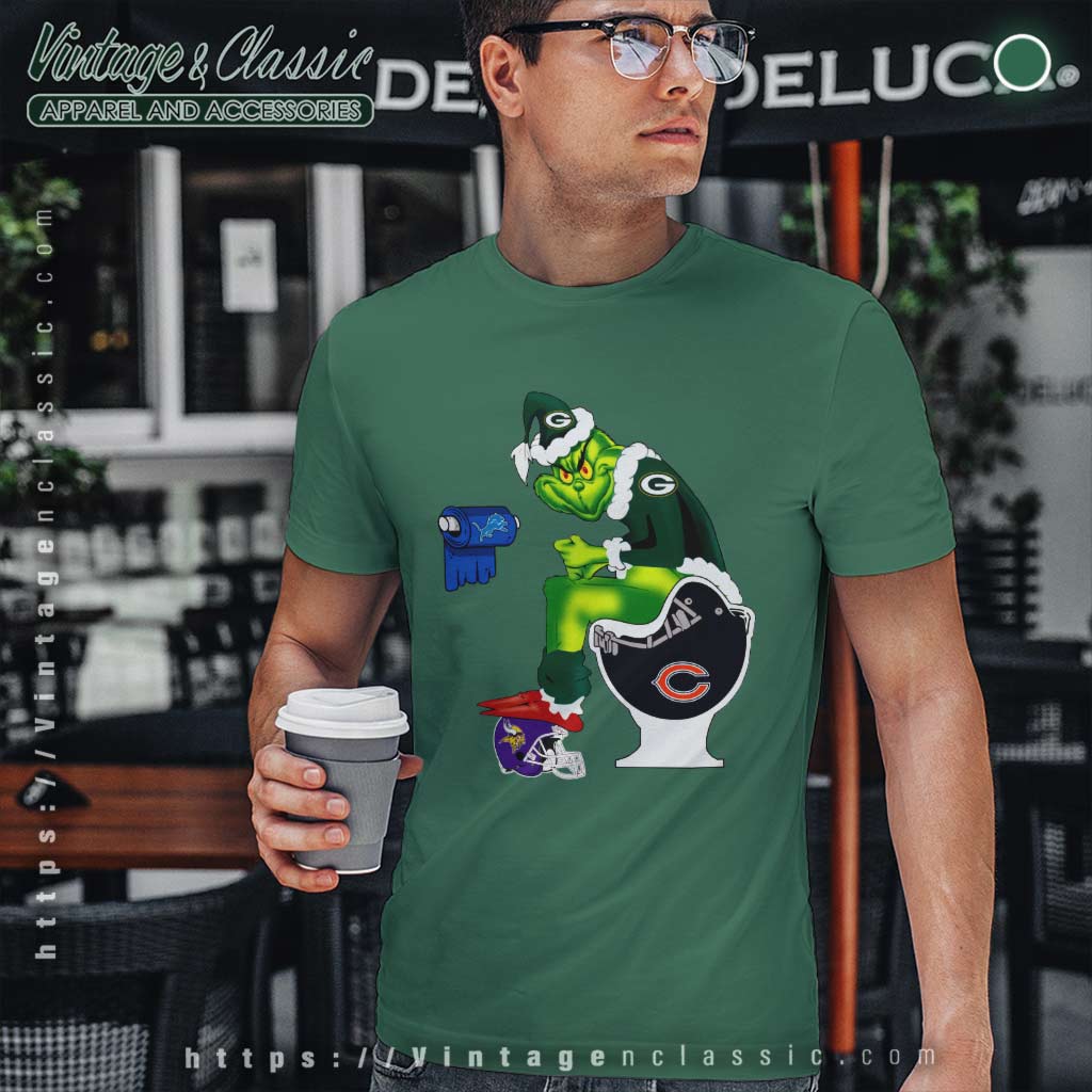 Green Bay Packers Santa Grinch Sits On Chicago Bears Toilet Shirt -  High-Quality Printed Brand