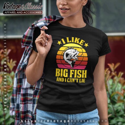 I Like Big Fish And I Cant Lie Funny Fishing Shirt