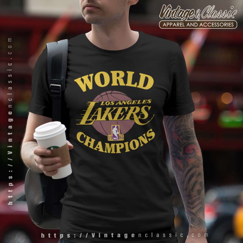 Vintage 1985 LAKERS NBA CHAMPIONS T-shirt / Magic Johnson / 