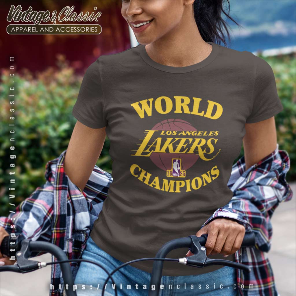 Vintage 1985 LAKERS NBA CHAMPIONS T-shirt / Magic Johnson / 