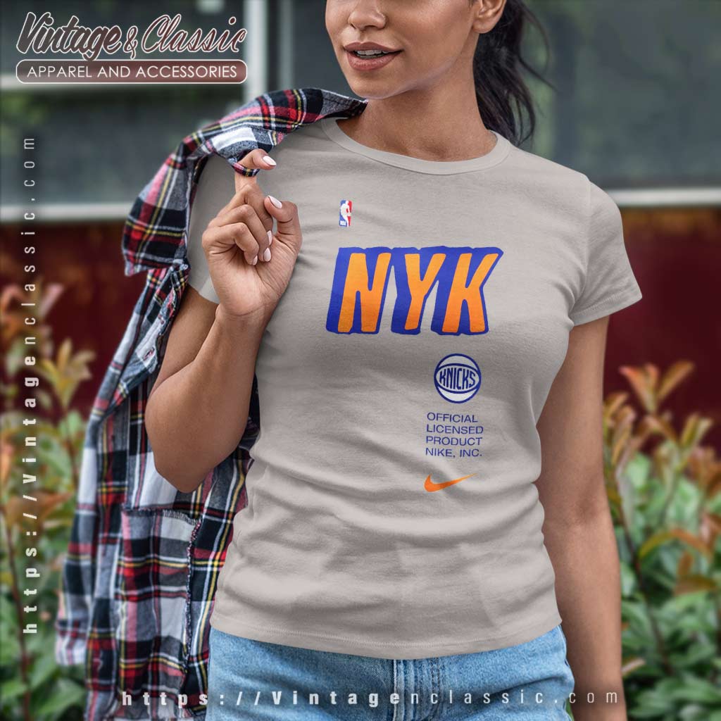 Nike New York Knicks Men's Dri-FIT NBA T-Shirt in White - ShopStyle