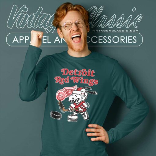 Snoopy Detroit Red Wings Shirt