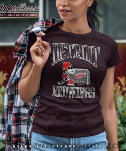 Snoopy Detroit Red Wings NHL Hoodie Women TShirt