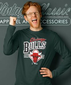 Vintage 90s Chicago Bulls Graphic Single Stitch Long Sleeve Tee