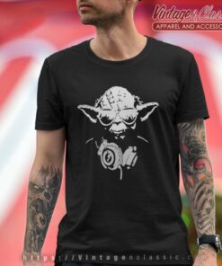 Yoda Sungless With Silver Earphones Star Wars T Shirt