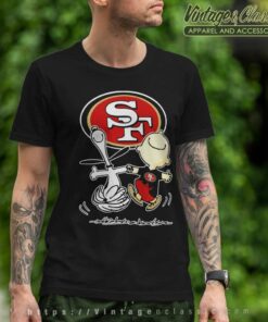 Snoopy Charlie Brown Happy San Francisco 49ers T Shirt