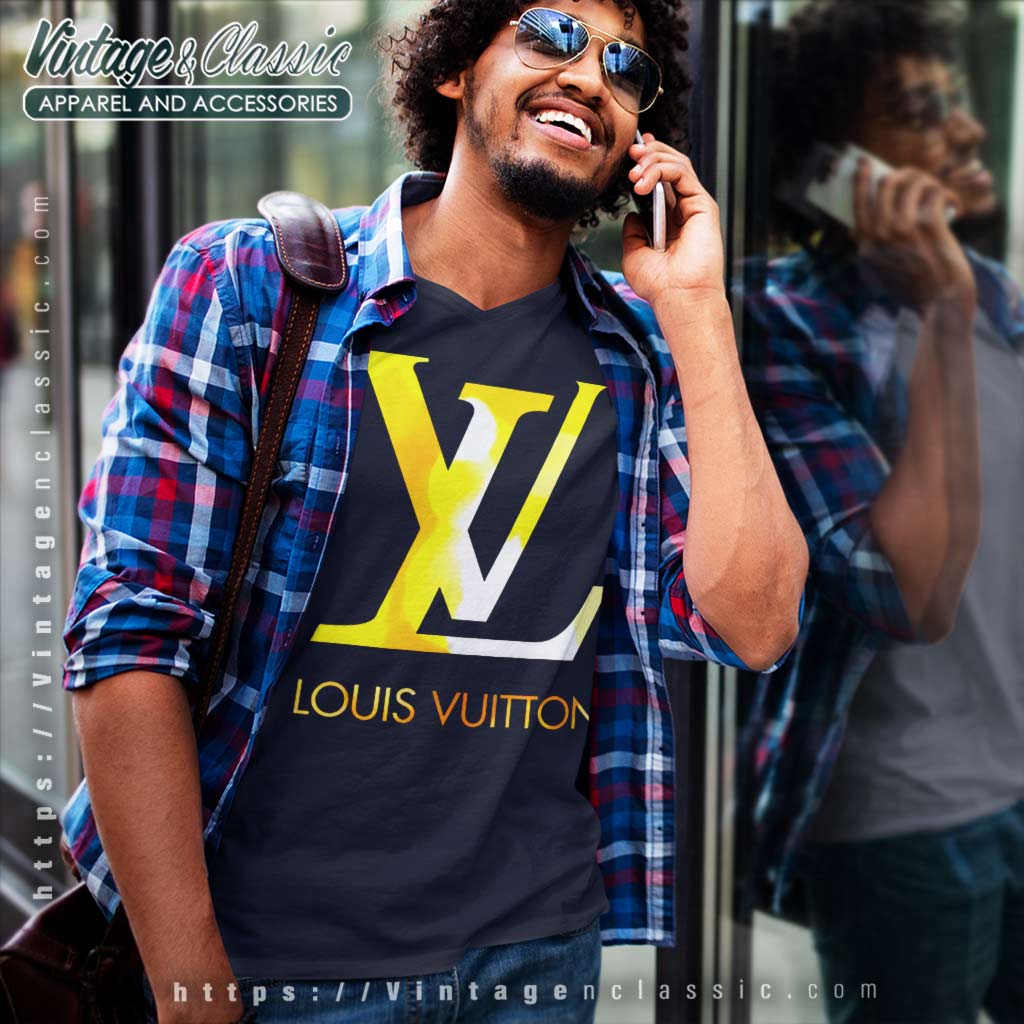 Louis Vuitton Luxury Shirts in 2023