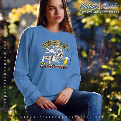 Michigan Wolverines Bugs Bunny Shirt, Basketball Looney Tunes