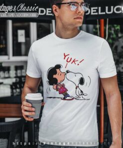 Snoopy Kissing Lucy Yuk Cute T Shirt