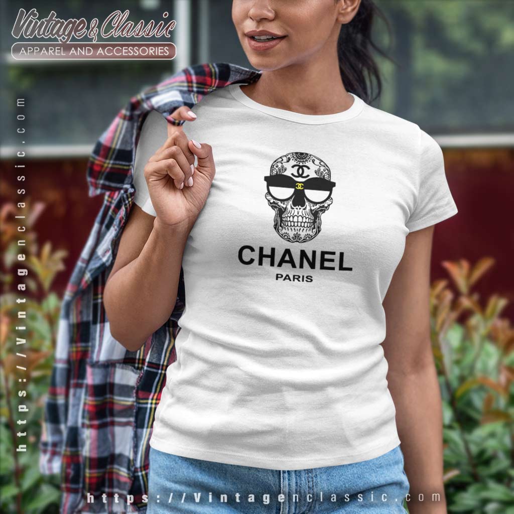 Chanel Black Logo White Luxury Brand Premium Unisex T-Shirt Outfit For Men  Women in 2023