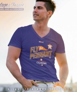 2017 American League Champions Houston Astros Fly The Pennant V Neck TShirt