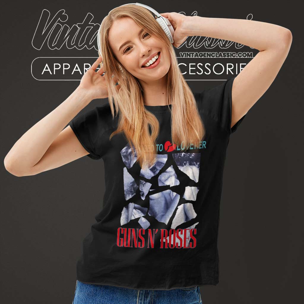 Guns N Roses Shirt Used To Love Her - Vintagenclassic Tee